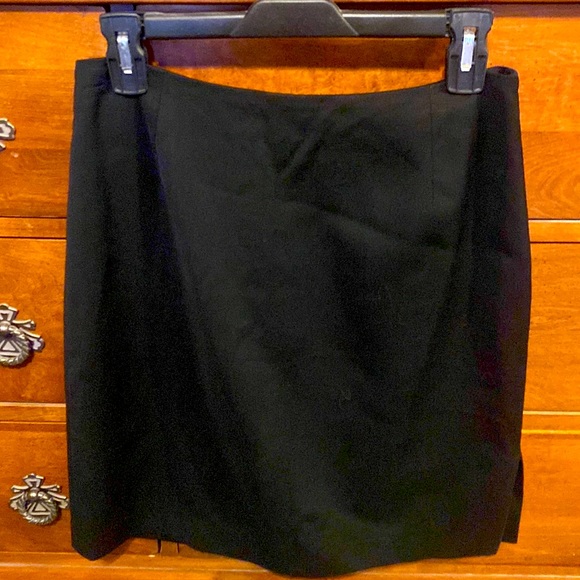J. Crew Black Pencil Skirt - Picture 1 of 1